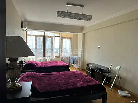 Kirayə verilir 3 otaqlı mənzil 90 m²