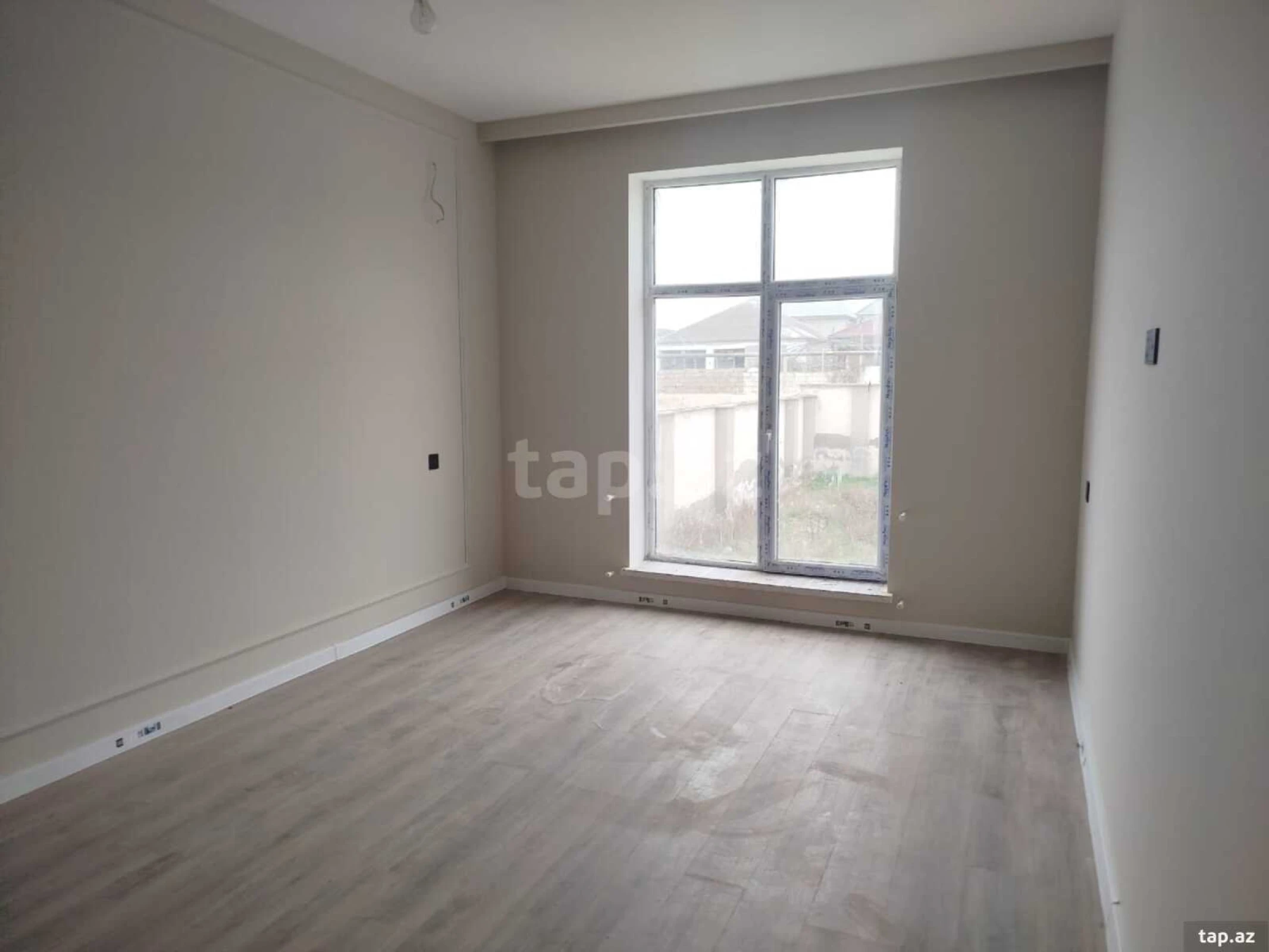 Satılır 3 otaqlı həyət evi