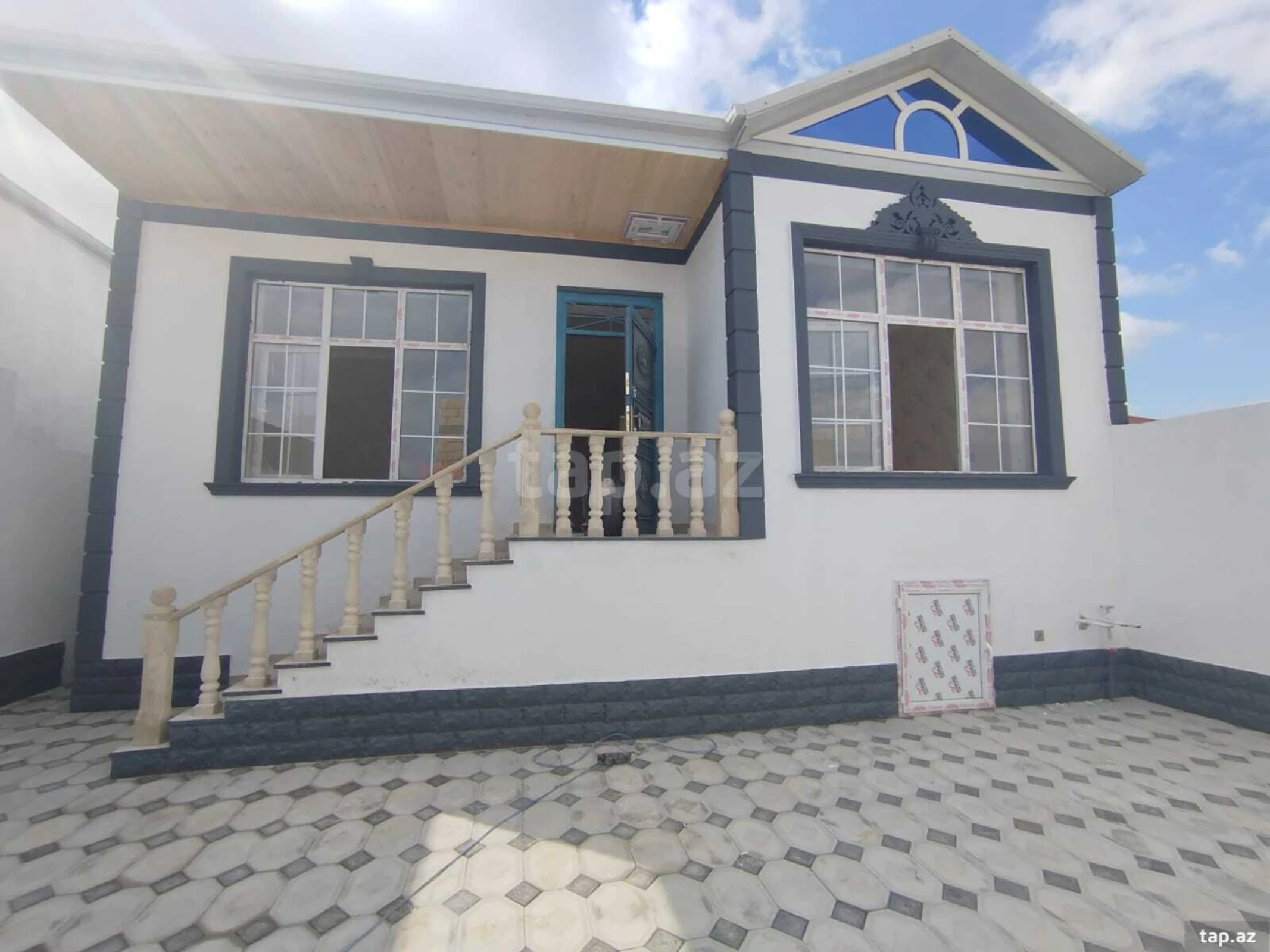 Satılır 3 otaqlı həyət evi