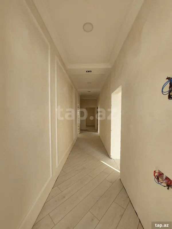 Satılır 4 otaqlı həyət evi