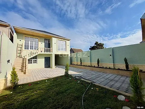 Satılır 4 otaqlı həyət evi