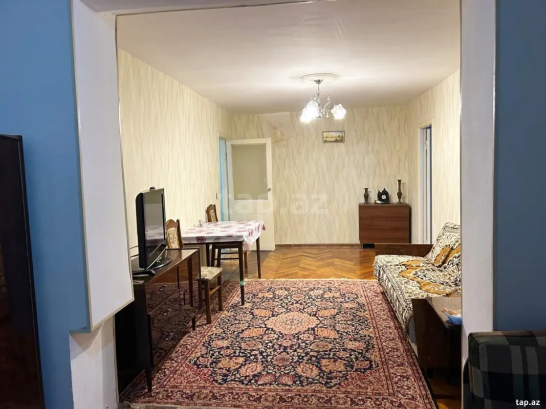 Kirayə verilir 2 otaqlı mənzil 70 m²