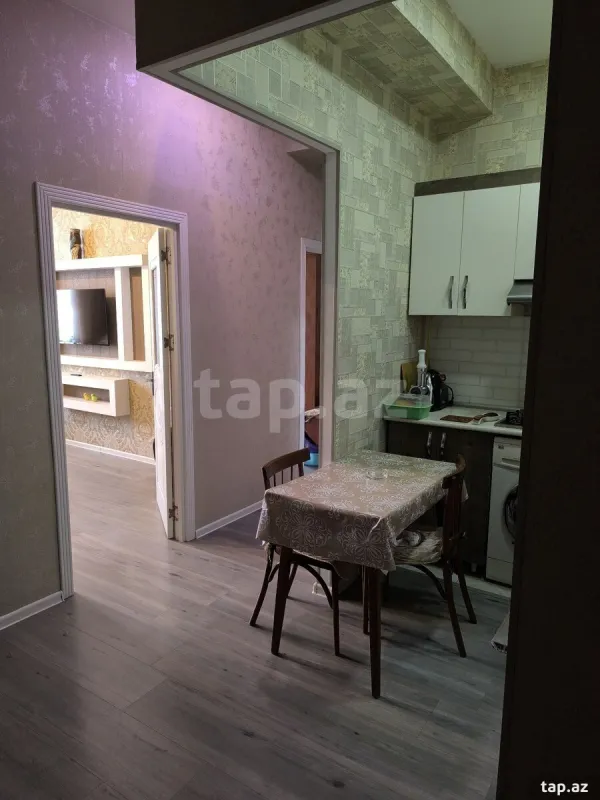 Kirayə verilir 2 otaqlı mənzil 60 m²