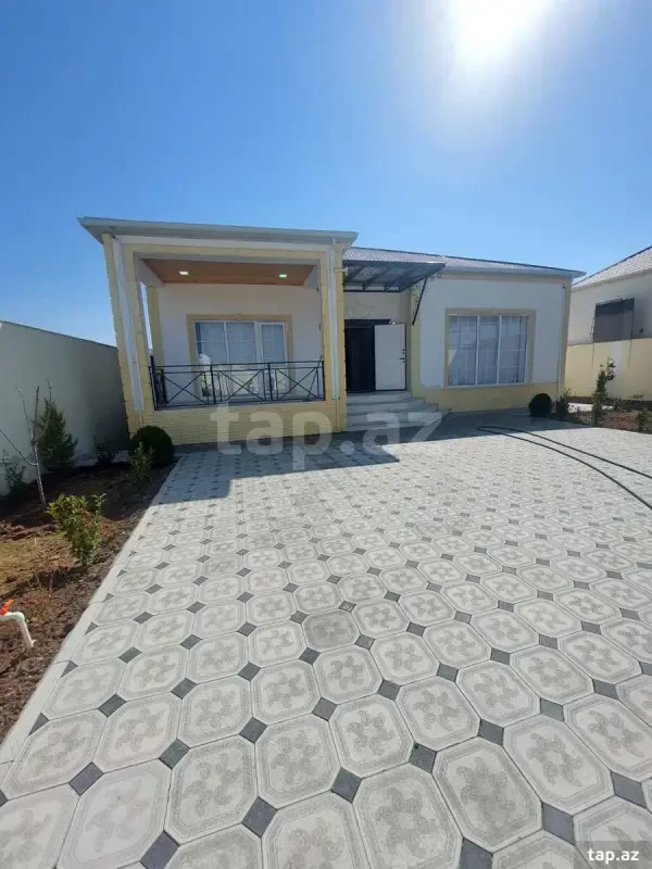 Satılır 4 otaqlı həyət evi 160 m²