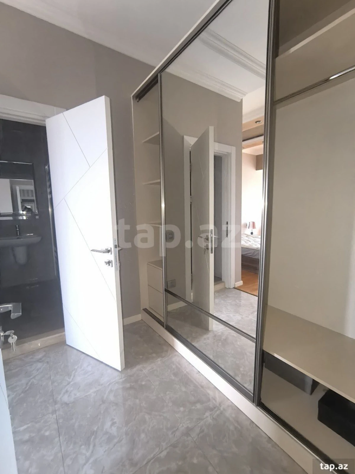 Kirayə verilir 2 otaqlı yeni tikili 86 m²