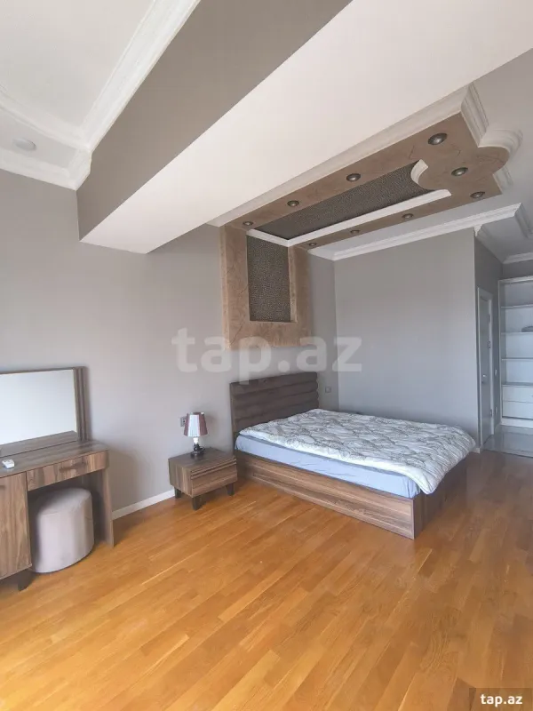 Kirayə verilir 2 otaqlı yeni tikili 86 m²