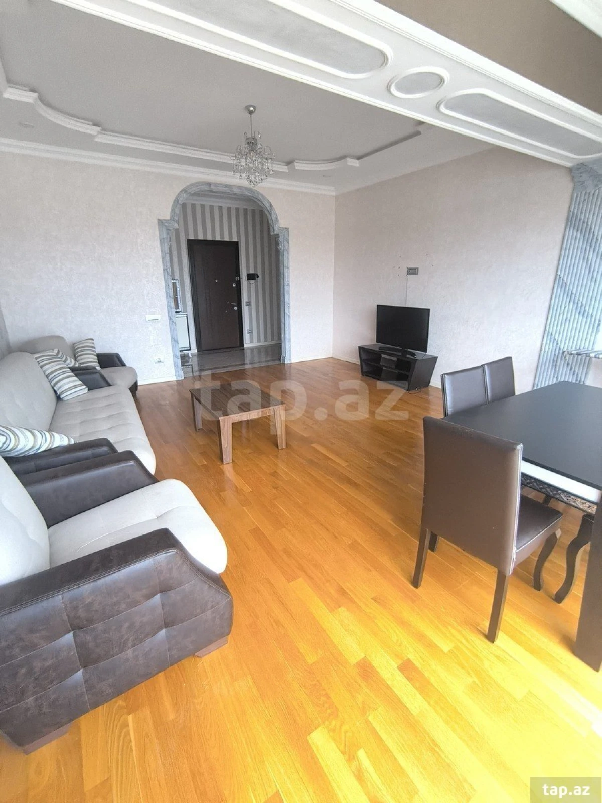 Kirayə verilir 2 otaqlı yeni tikili 86 m²
