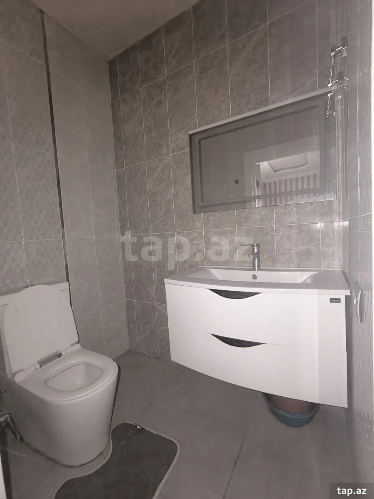Kirayə verilir 2 otaqlı yeni tikili 86 m²