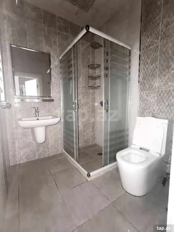 Kirayə verilir 2 otaqlı yeni tikili 86 m²