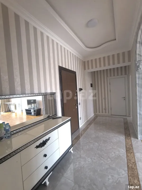 Kirayə verilir 2 otaqlı yeni tikili 86 m²