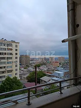 Kirayə verilir 3 otaqlı yeni tikili 130 m²