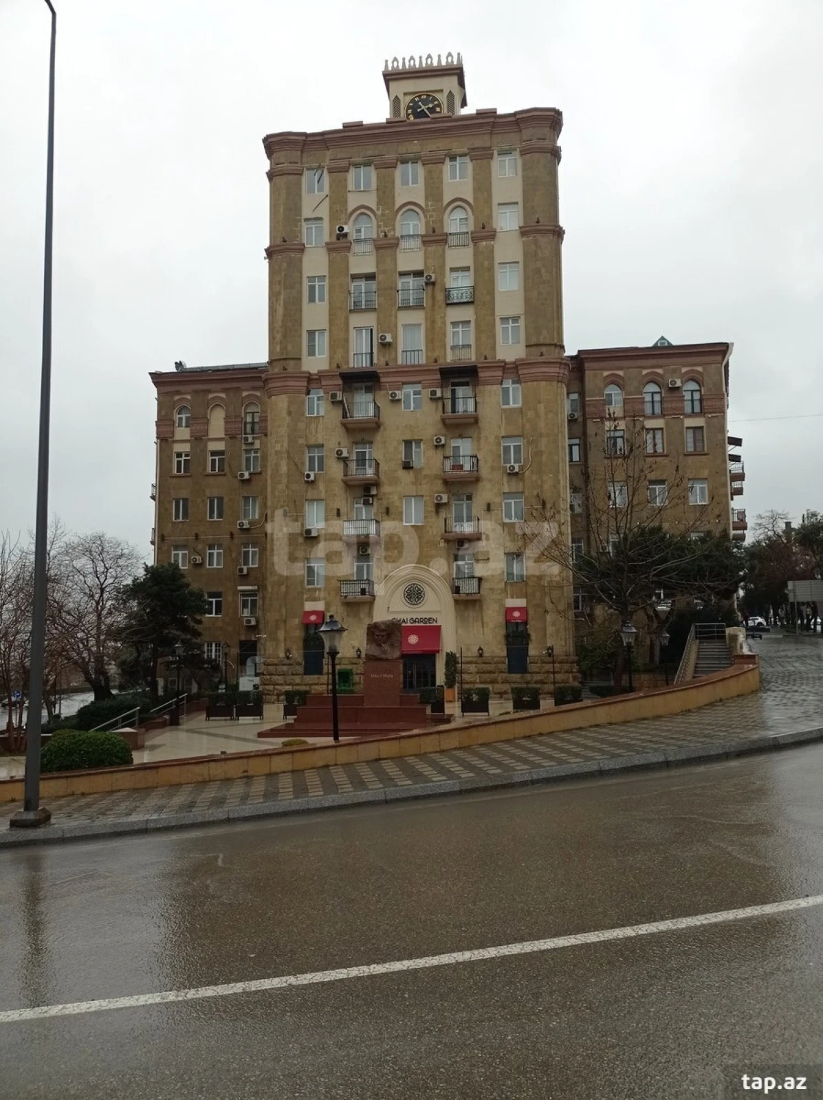 Kirayə verilir 3 otaqlı yeni tikili 130 m²