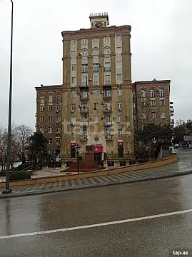 Kirayə verilir 3 otaqlı yeni tikili 130 m² — Bakı, Nizami 3 otaq 130.00 m²