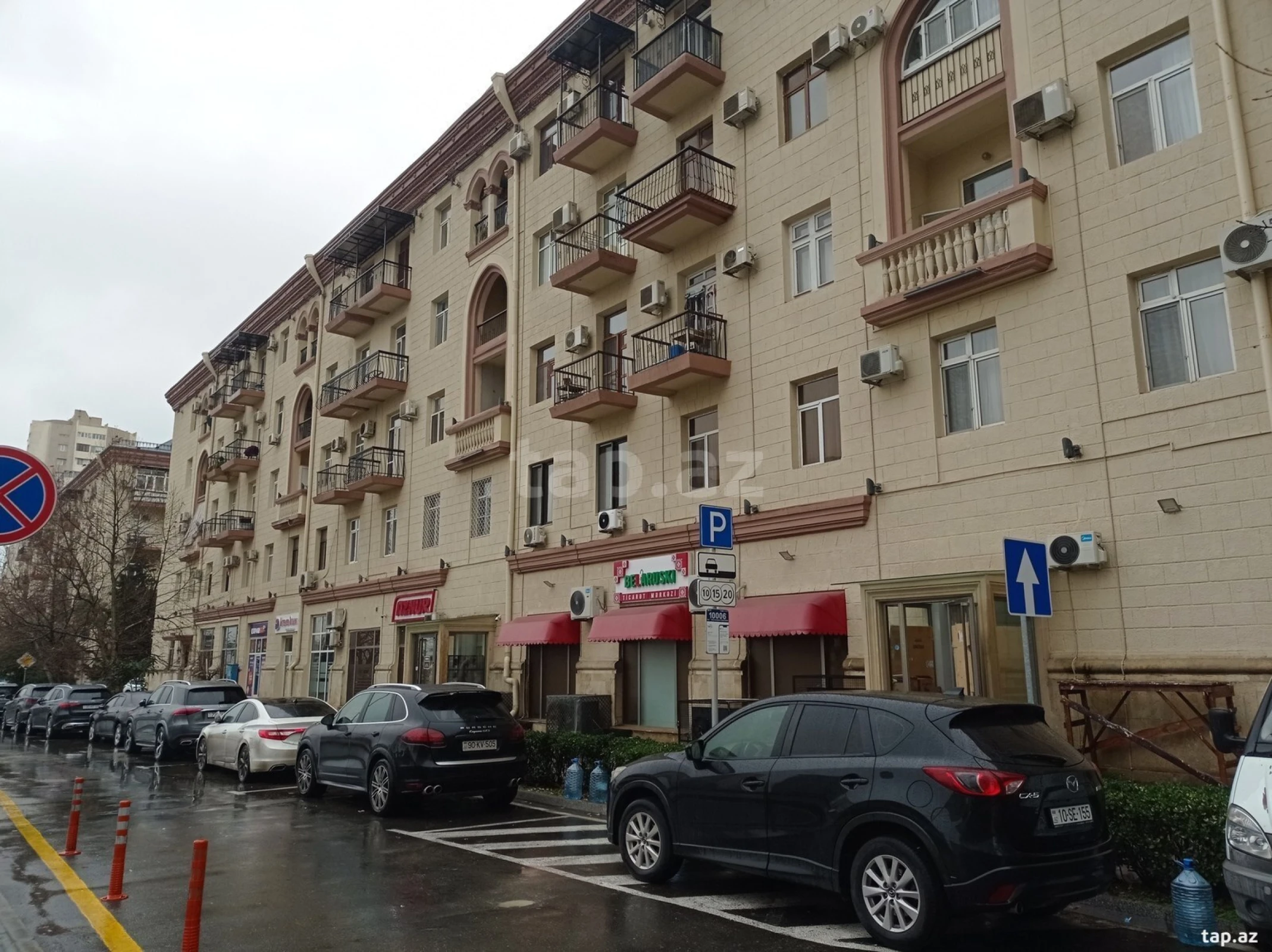 Kirayə verilir 3 otaqlı yeni tikili 130 m²