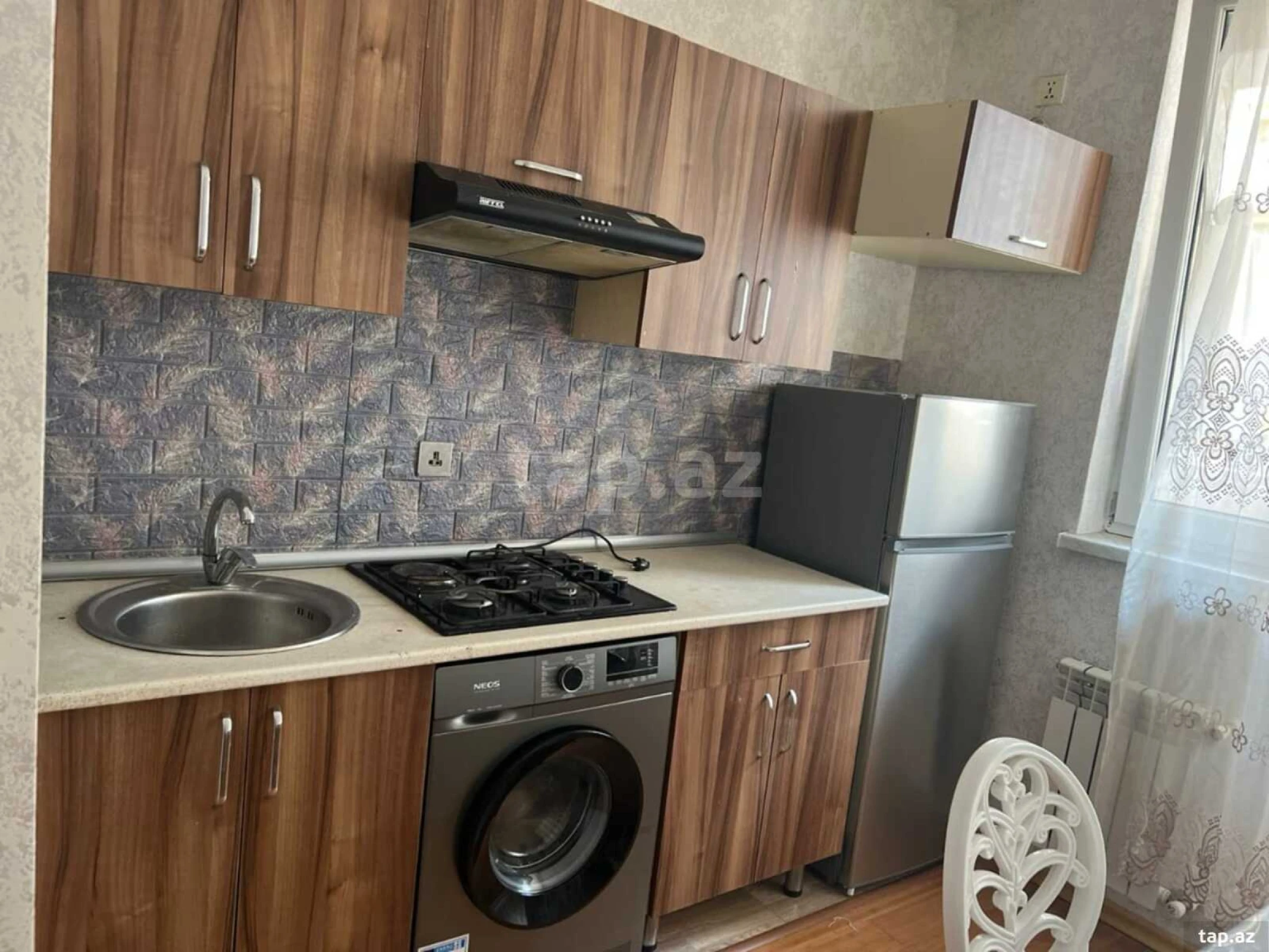 Kirayə verilir 1 otaqlı yeni tikili 46 m²