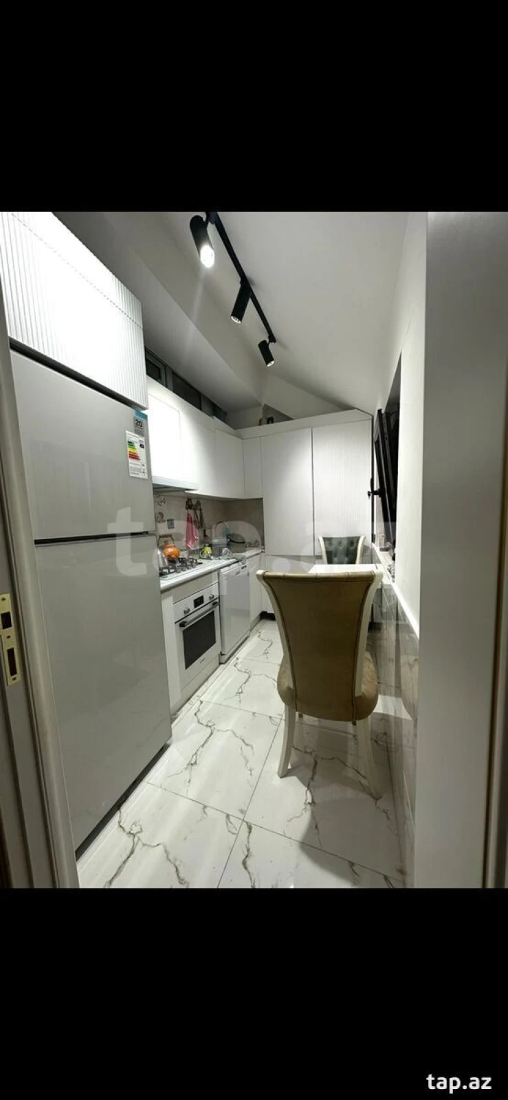 Satılır 2 otaqlı yeni tikili 56 m²