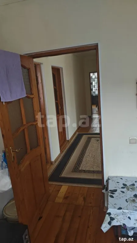 Satılır 4 otaqlı həyət evi