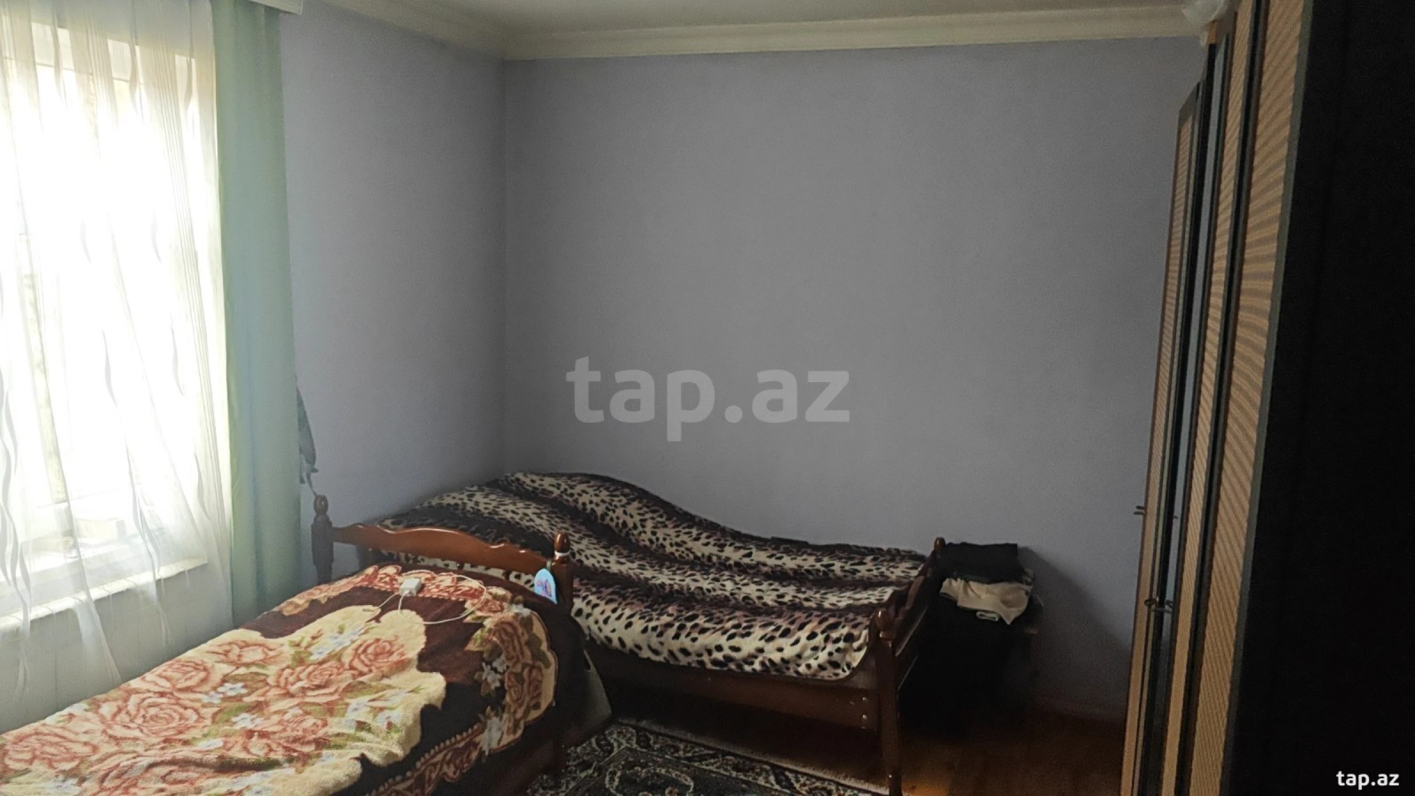 Satılır 4 otaqlı həyət evi