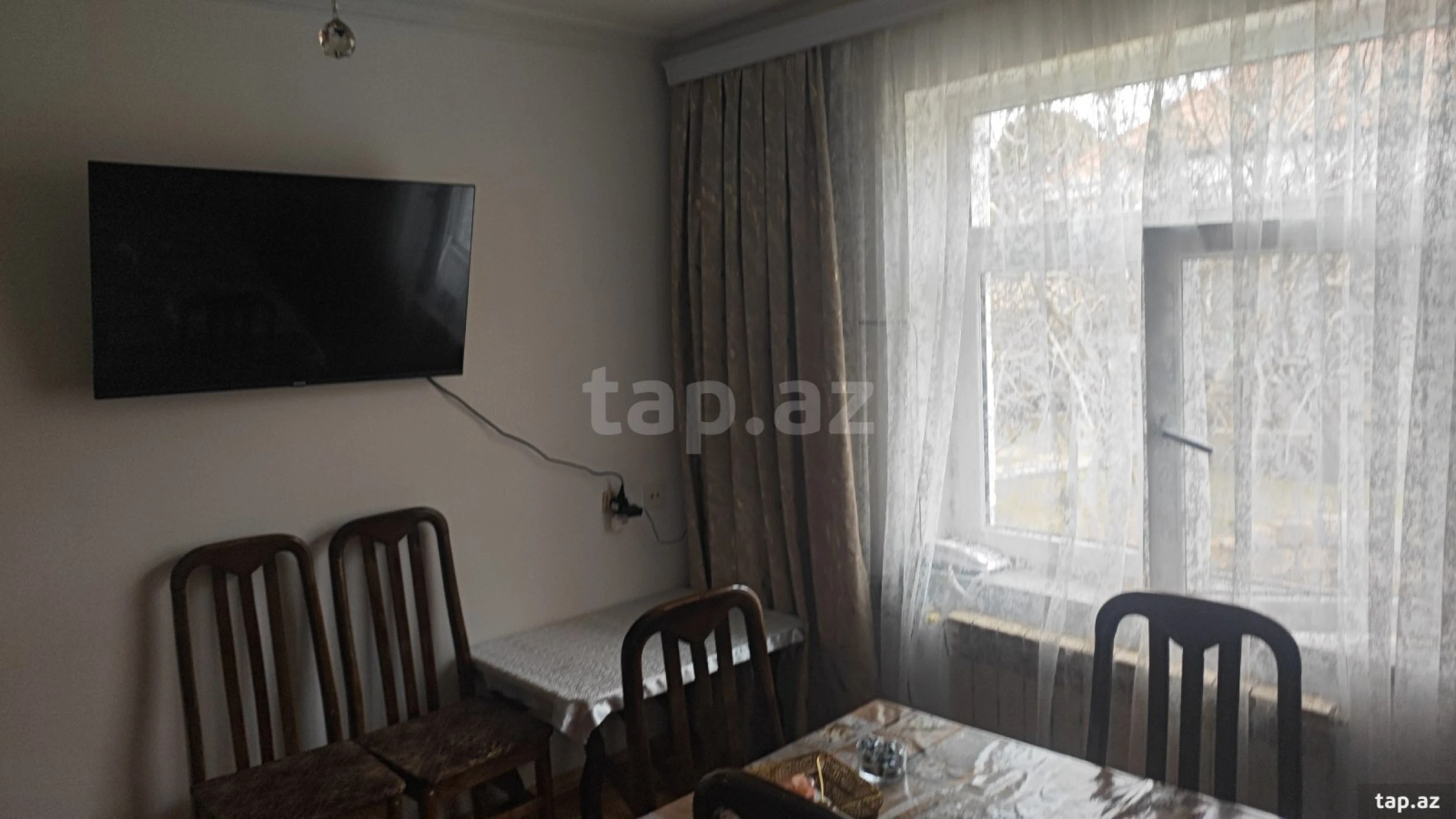 Satılır 4 otaqlı həyət evi