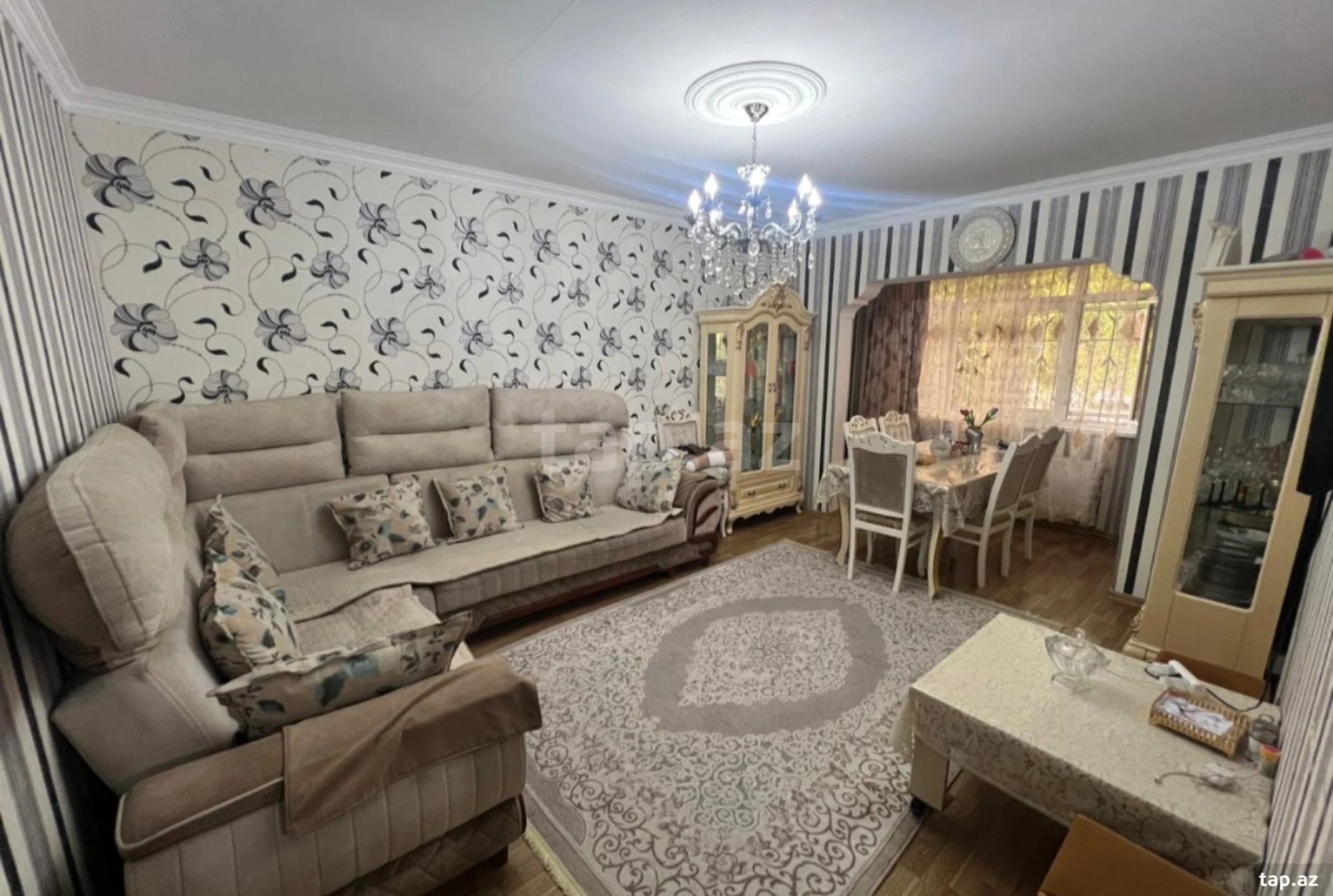 Satılır 4 otaqlı mənzil 90 m²
