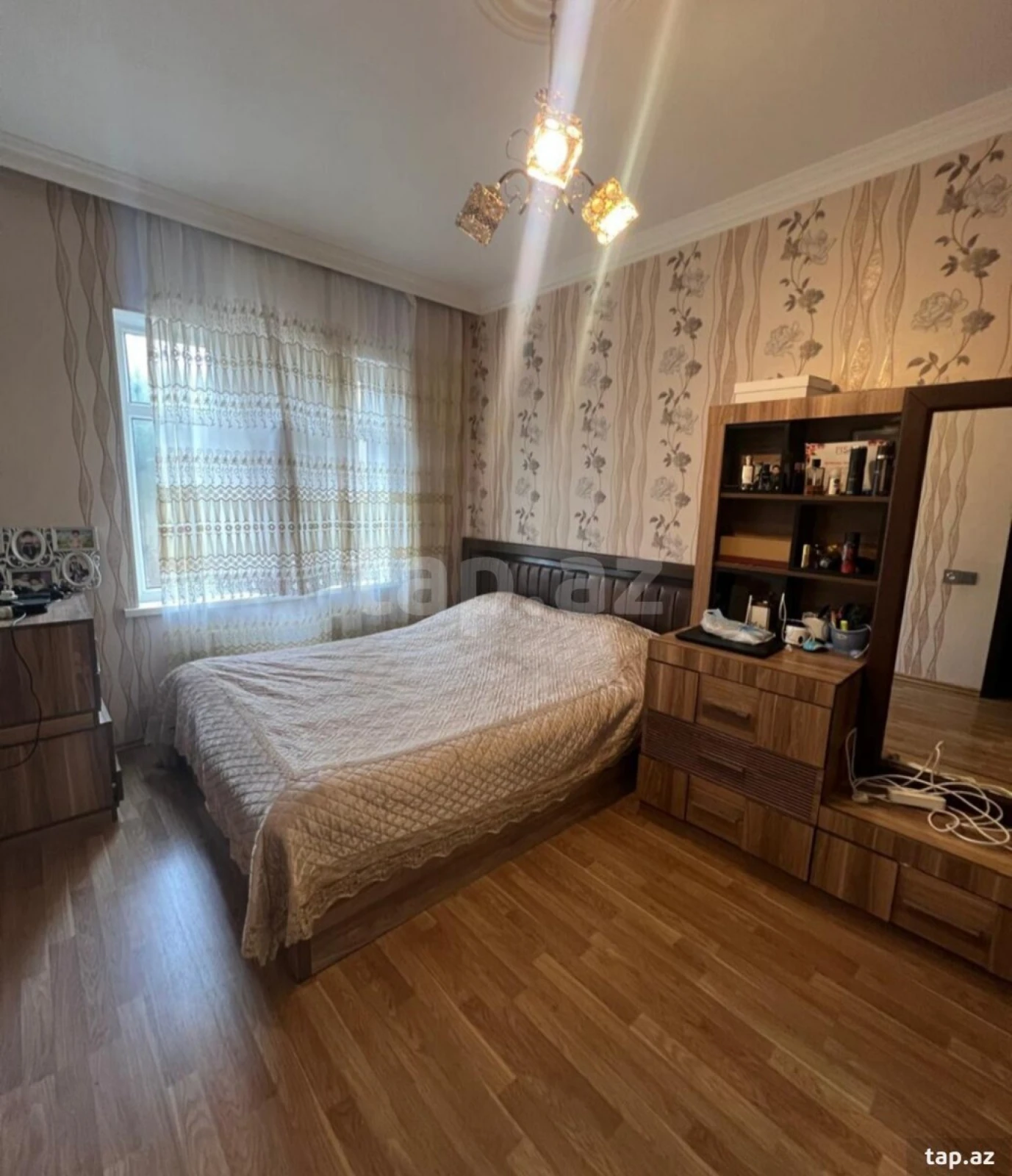 Satılır 4 otaqlı mənzil 90 m²