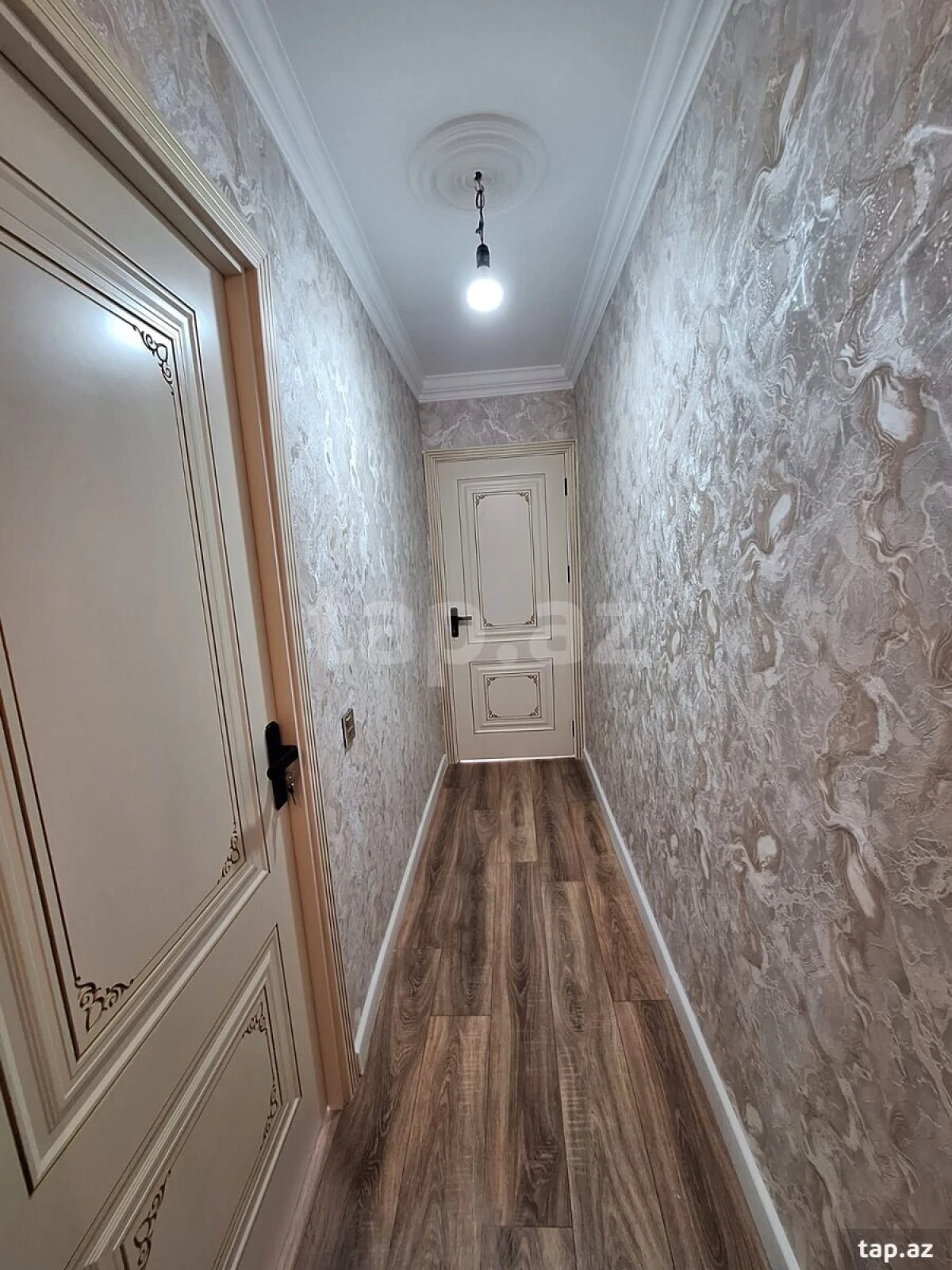 Satılır 2 otaqlı mənzil 52 m²