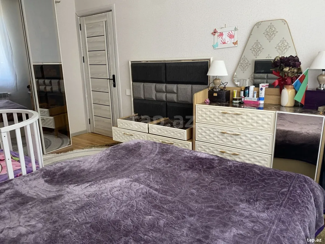 Satılır 3 otaqlı həyət evi