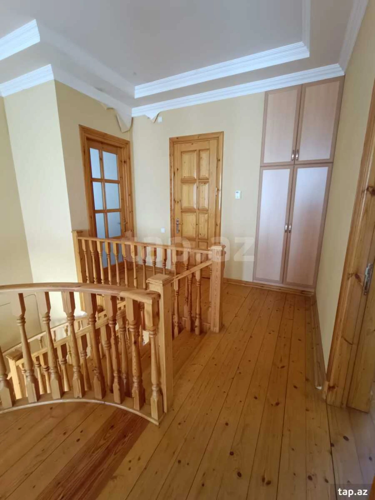 Kirayə verilir 7 otaqlı həyət evi