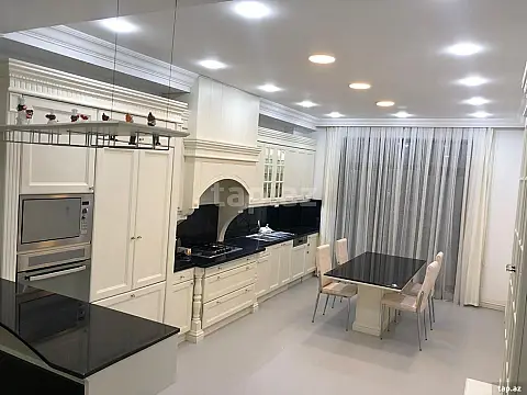 Satılır 4 otaqlı yeni tikili 268 m²
