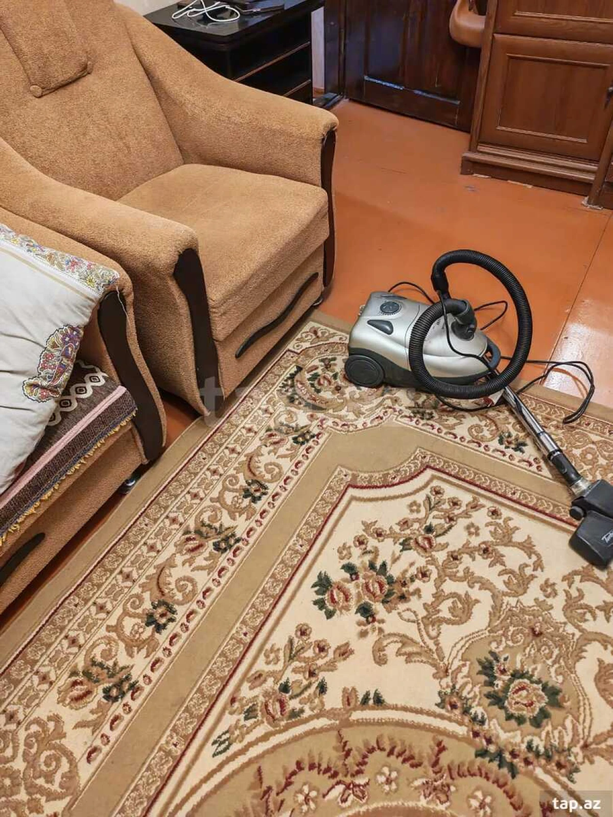 Kirayə verilir 2 otaqlı mənzil 45 m²