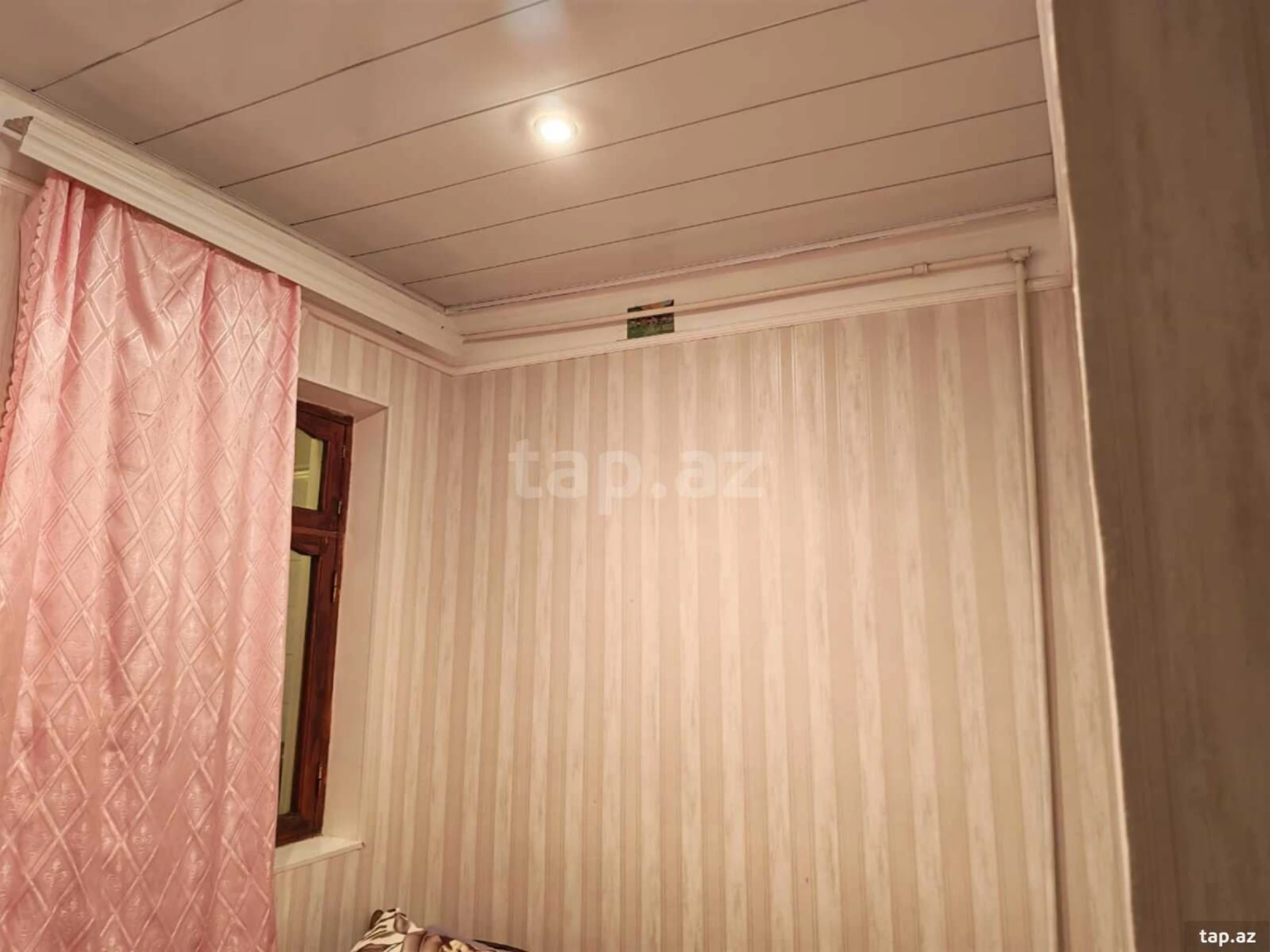 Kirayə verilir 2 otaqlı mənzil 45 m²