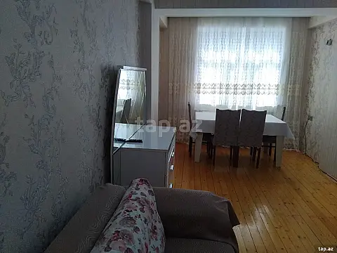 Kirayə verilir 2 otaqlı yeni tikili 70 m²
