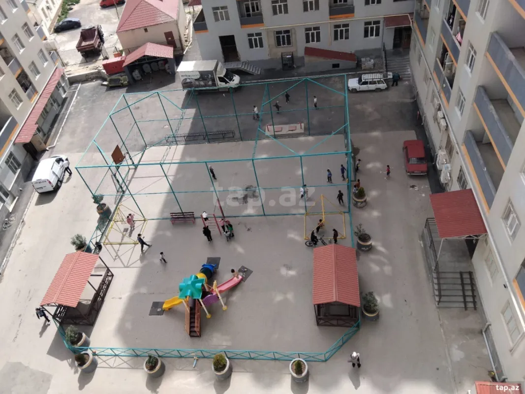 Kirayə verilir 2 otaqlı yeni tikili 70 m²