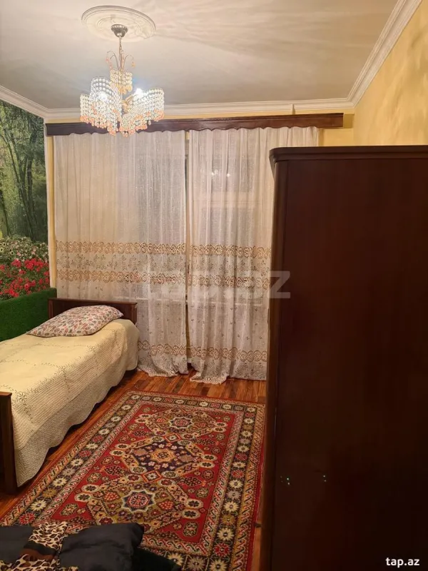 Satılır 4 otaqlı mənzil 90 m²