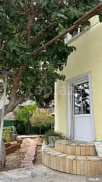 Satılır 5 otaqlı həyət evi