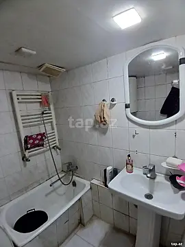 Kirayə verilir 3 otaqlı mənzil 65 m²