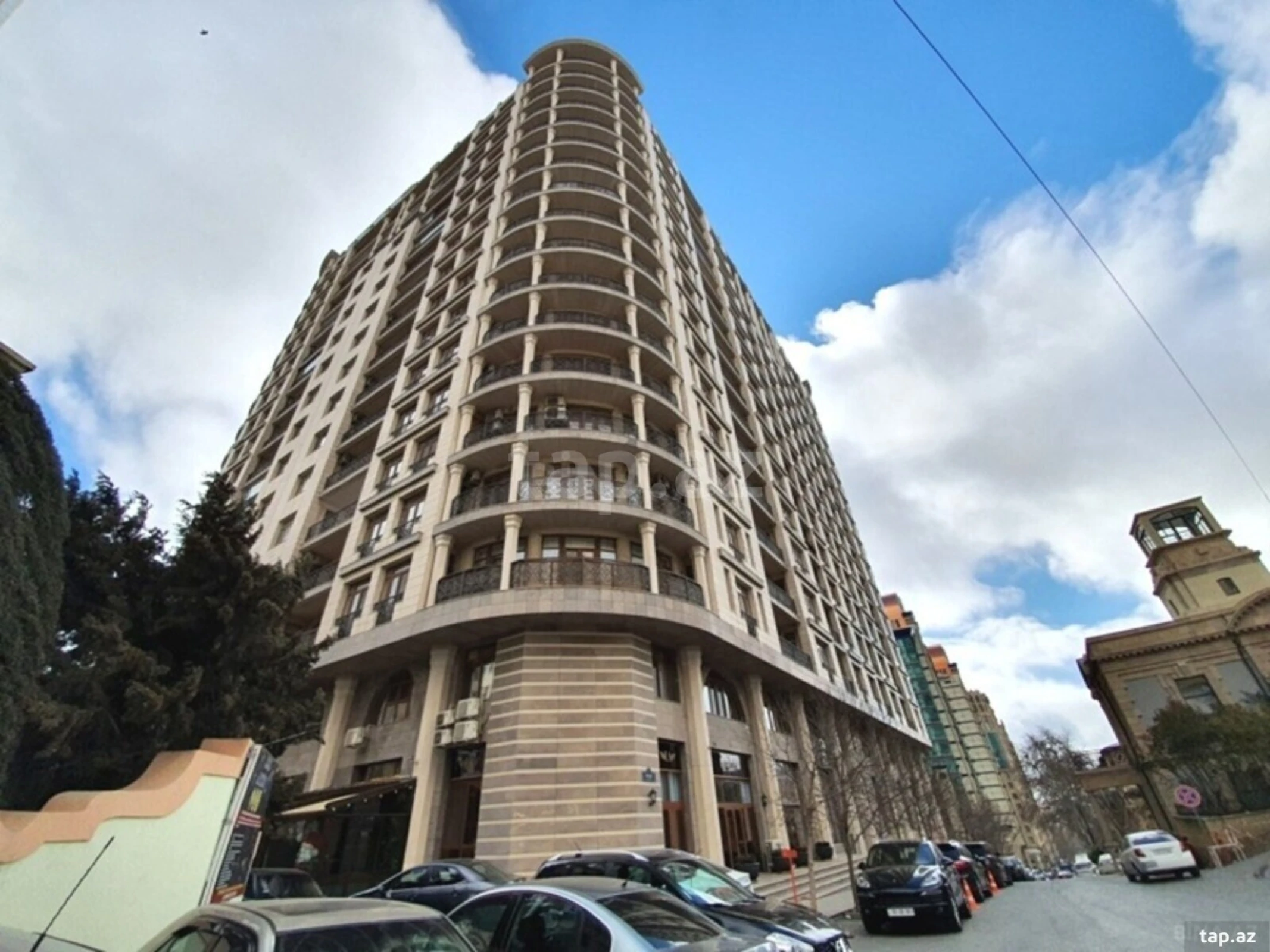 Kirayə verilir 2 otaqlı yeni tikili 110 m²