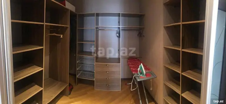 Kirayə verilir 2 otaqlı yeni tikili 110 m²