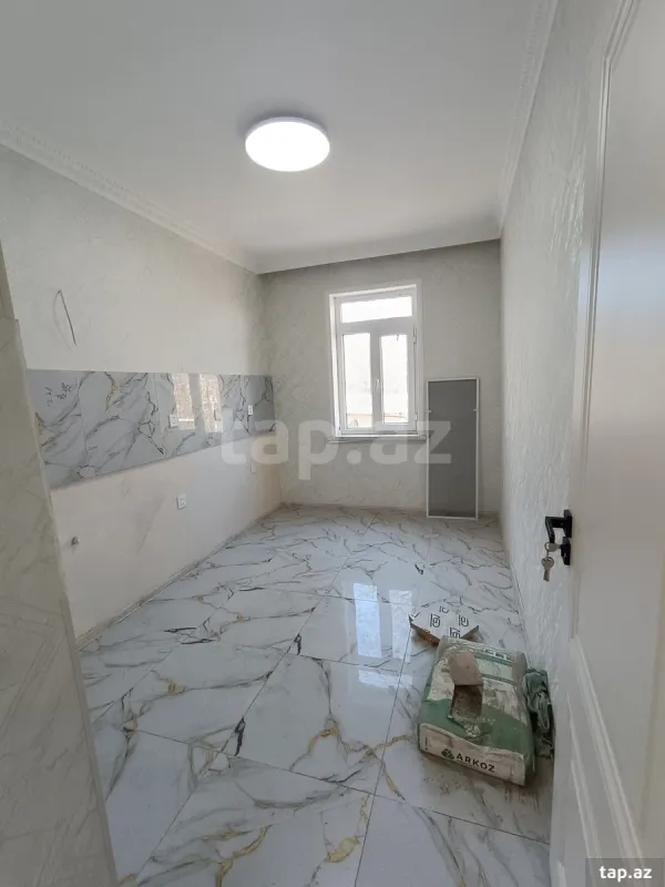 Satılır 3 otaqlı mənzil 70 m²