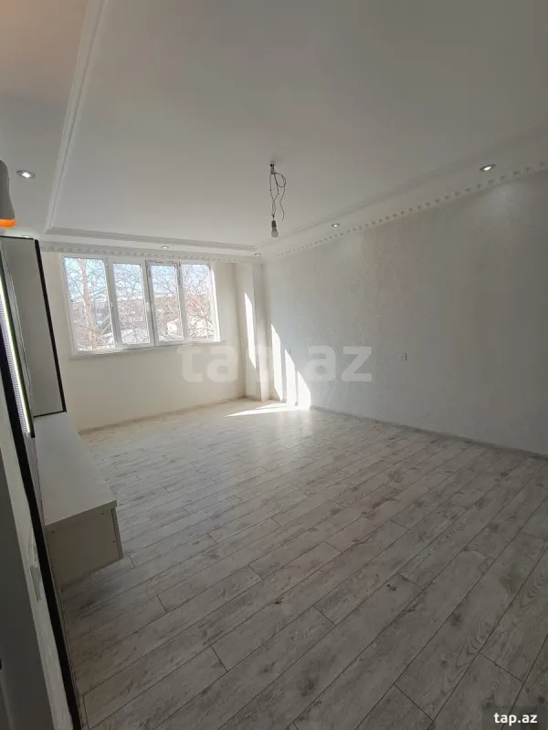 Satılır 3 otaqlı mənzil 70 m²