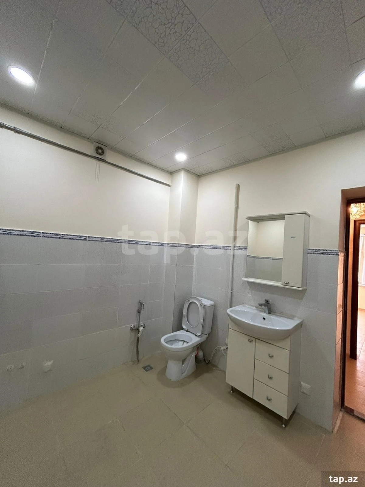 Satılır 2 otaqlı mənzil 60 m²