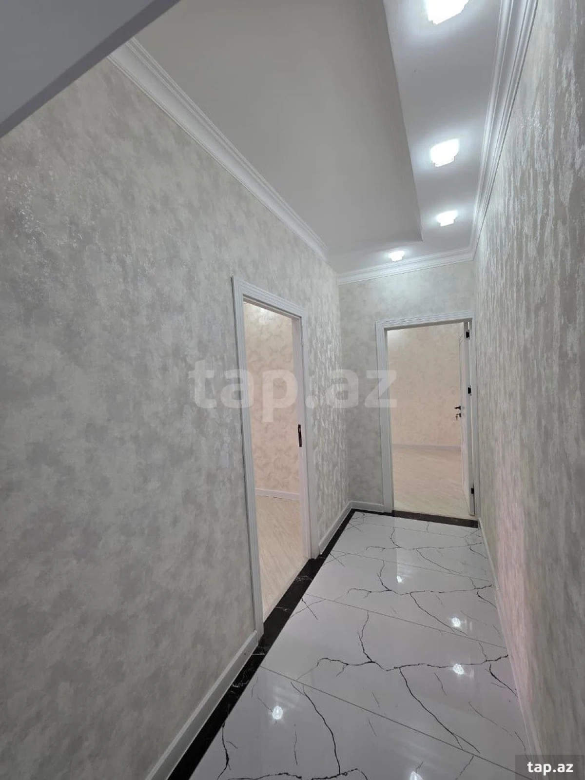 Satılır 2 otaqlı mənzil 60 m²