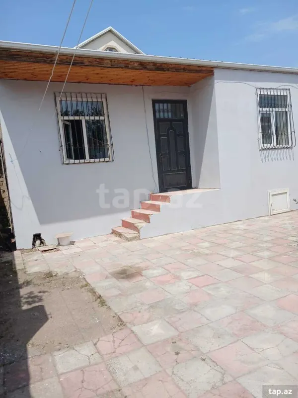 Satılır 3 otaqlı həyət evi