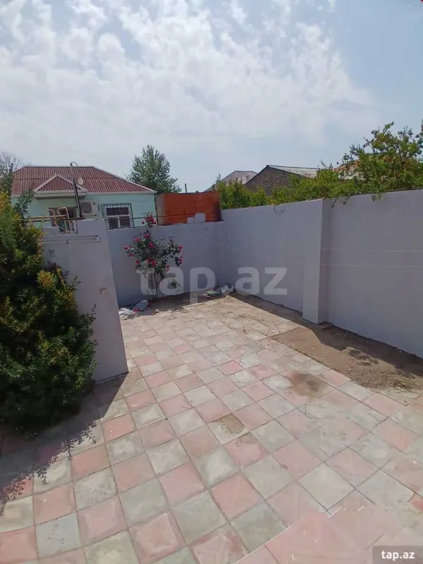 Satılır 3 otaqlı həyət evi