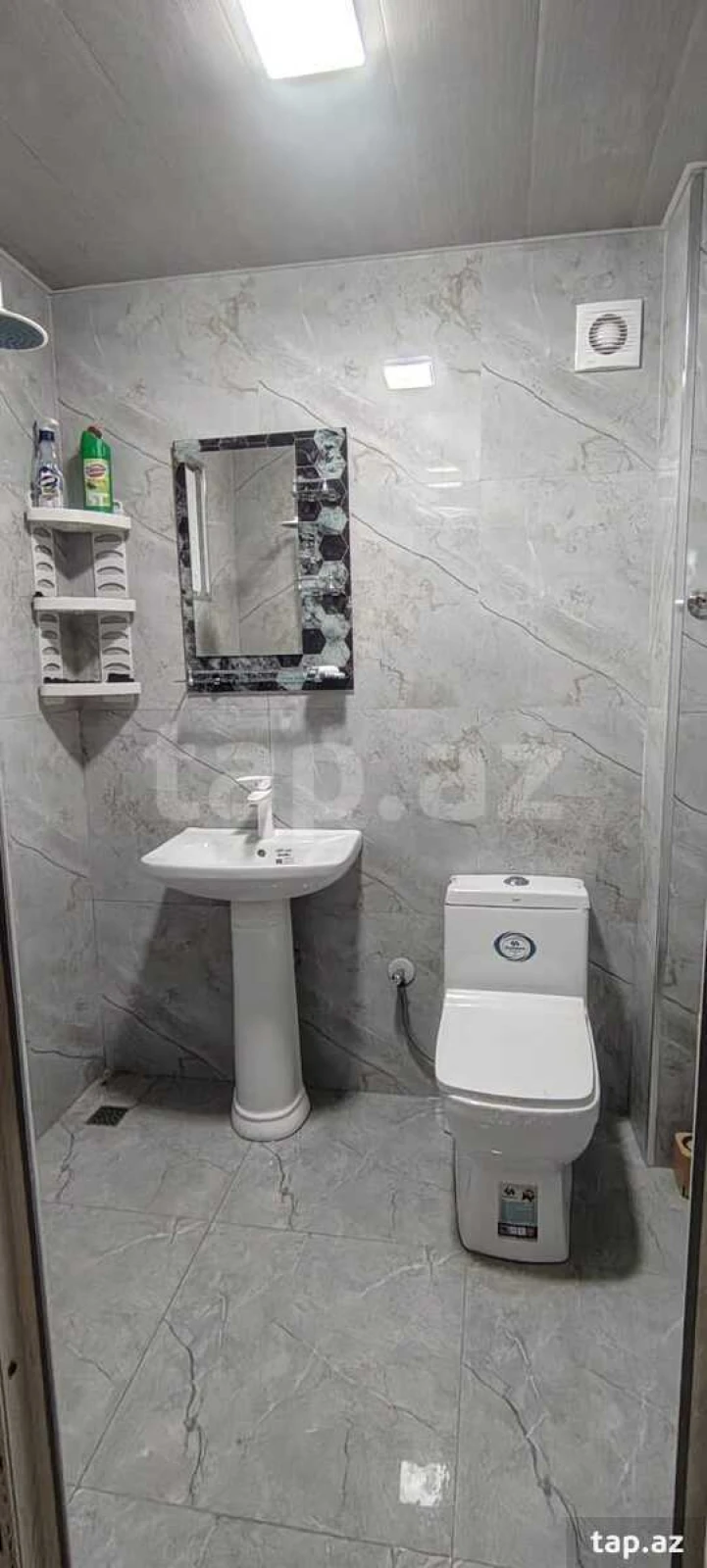 Kirayə verilir 2 otaqlı mənzil 60 m²