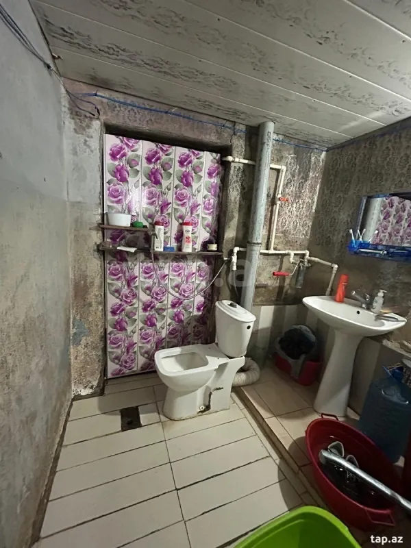 Satılır 2 otaqlı mənzil 63 m²