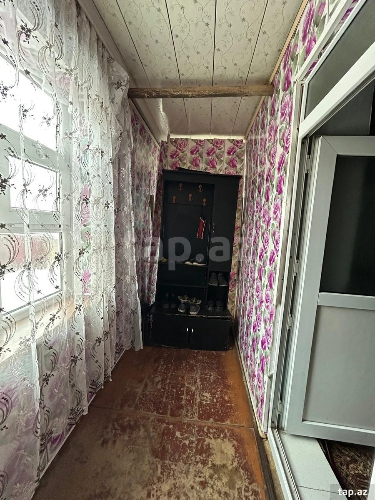Satılır 2 otaqlı mənzil 63 m²