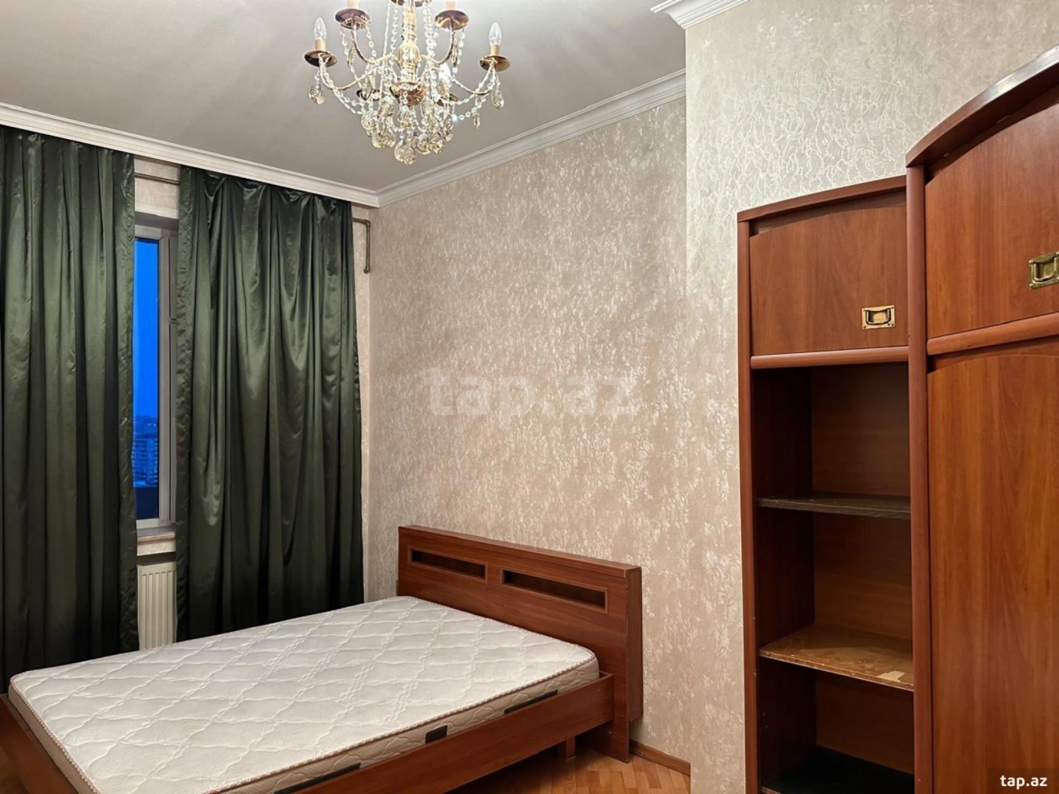 Kirayə verilir 2 otaqlı yeni tikili 75 m²