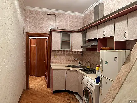 Kirayə verilir 2 otaqlı yeni tikili 75 m²