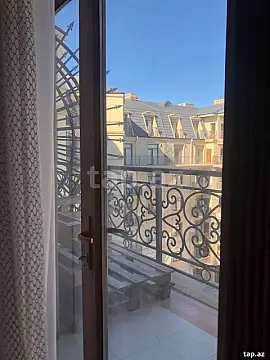 Kirayə verilir 2 otaqlı yeni tikili 75 m²